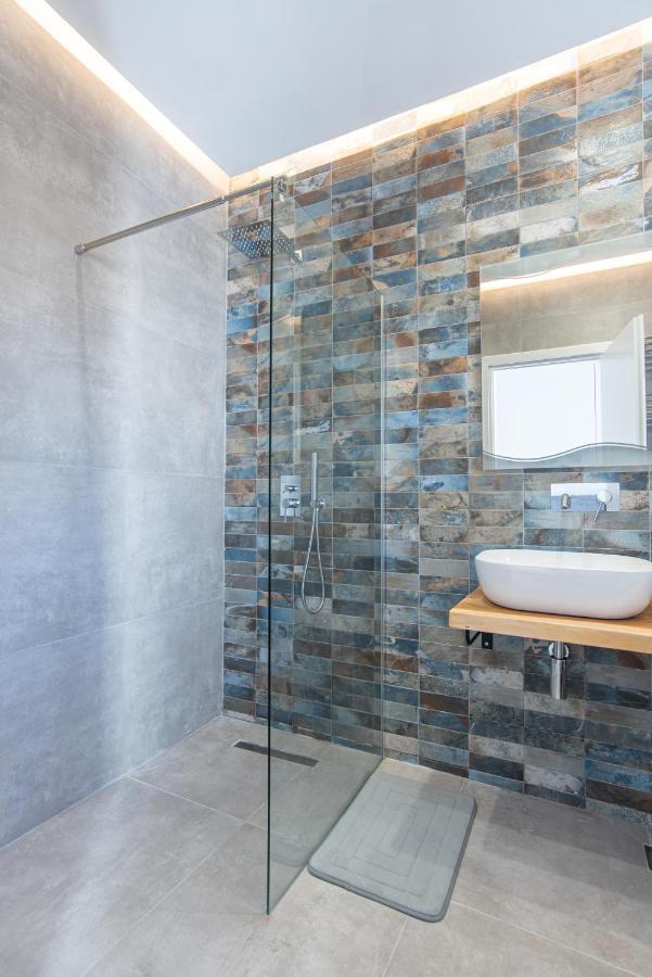 2Bdroom Plaka Apartment Athena Bagian luar foto